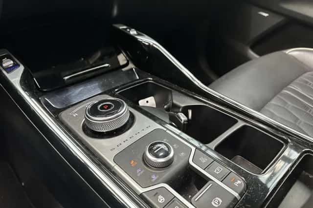 Kia Sorento (2021) thumbnail 21