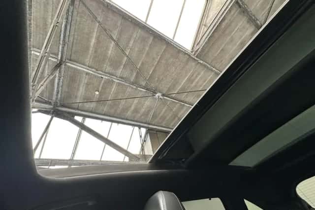 Kia Sorento (2021) thumbnail 25