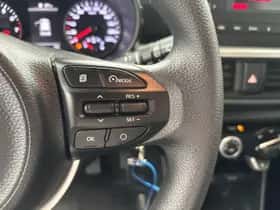 Kia Picanto (2021) thumbnail 8