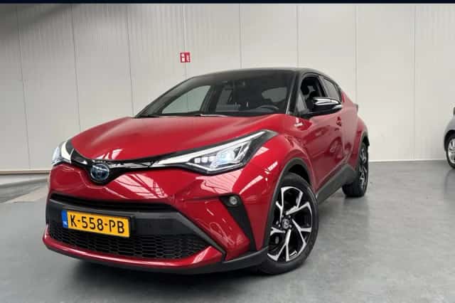 Toyota C-HR (2021) thumbnail 1