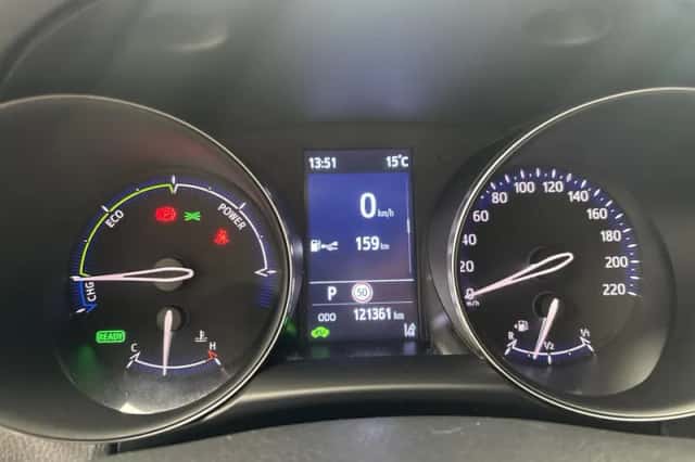 Toyota C-HR (2021) thumbnail 7