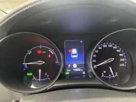 Toyota C-HR (2021) thumbnail 9