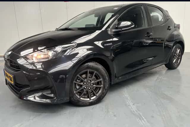 Toyota Yaris (2021) thumbnail 1