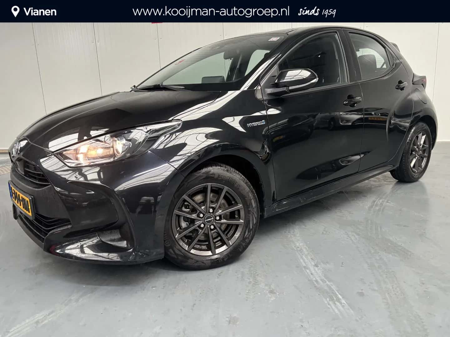 Toyota Yaris (2021) — foto 1