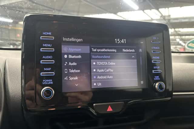 Toyota Yaris (2021) thumbnail 13