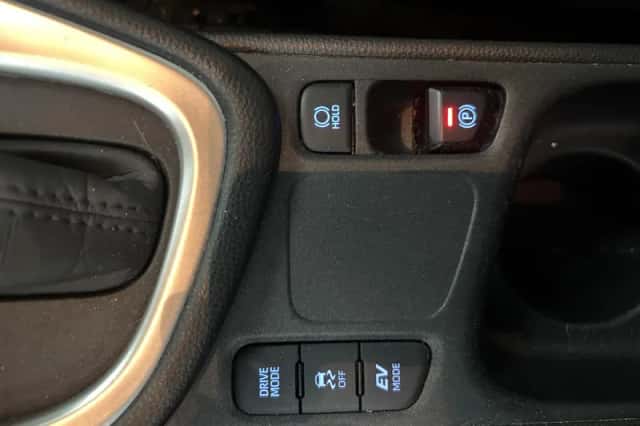 Toyota Yaris (2021) thumbnail 19