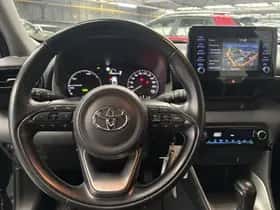 Toyota Yaris (2021) thumbnail 6