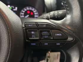 Toyota Yaris (2021) thumbnail 8
