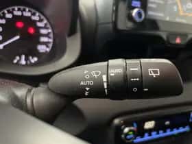 Toyota Yaris (2021) thumbnail 10
