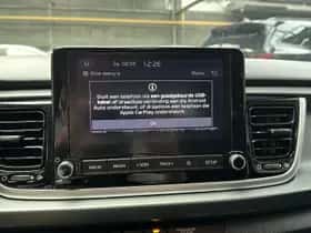 Kia Rio (2023) thumbnail 11