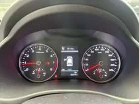 Kia Rio (2023) thumbnail 5
