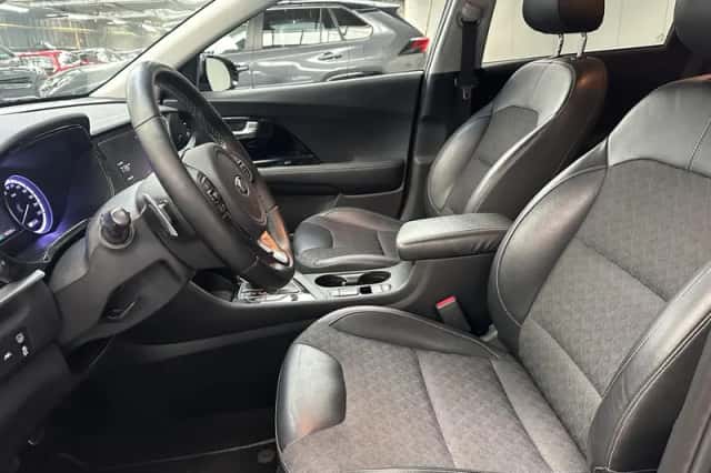 Kia Niro (2020) thumbnail 2