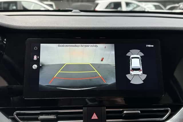 Kia Niro (2020) thumbnail 12