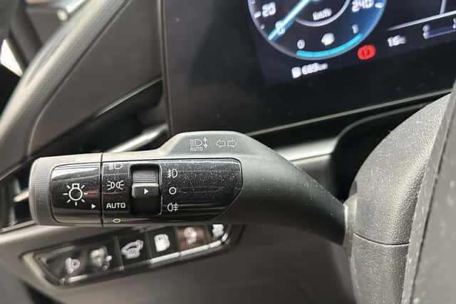 Kia Niro (2025) thumbnail 6