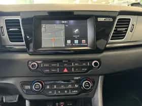 Kia Niro (2018) thumbnail 3