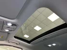 Kia Niro (2018) thumbnail 4