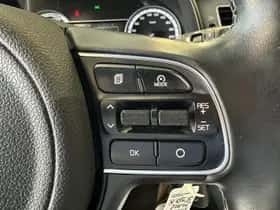 Kia Niro (2018) thumbnail 8