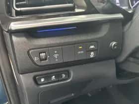Kia Niro (2021) thumbnail 11