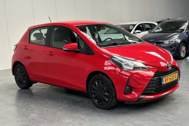 Toyota Yaris (2017) thumbnail 21