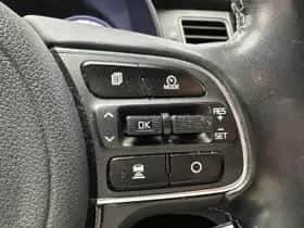 Kia Niro (2019) thumbnail 11