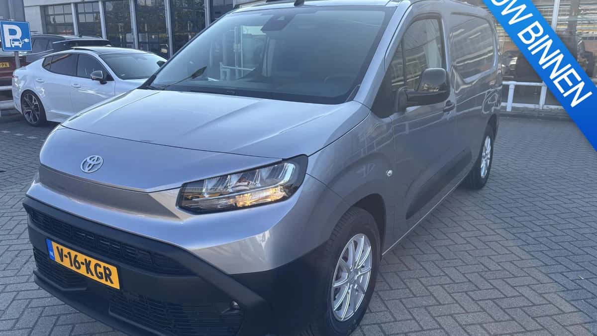 Toyota Proace (2024) — foto 1