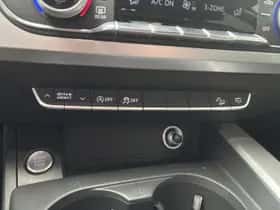 Audi A4 (2017) thumbnail 21