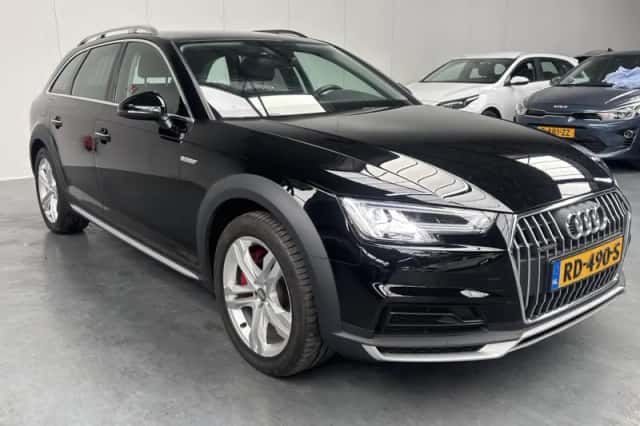 Audi A4 (2017) thumbnail 26