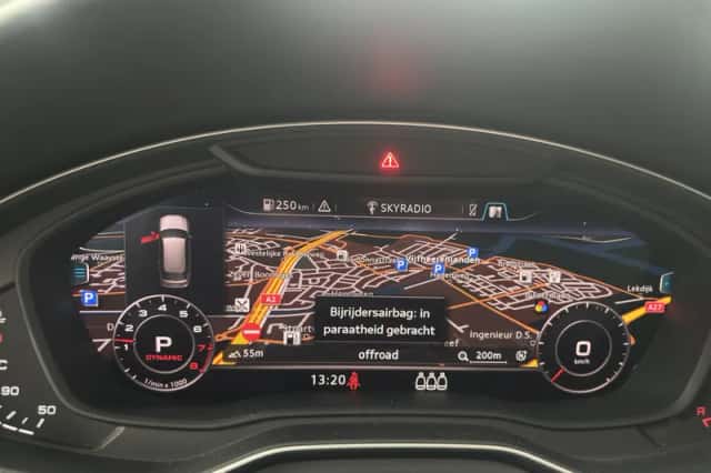 Audi A4 (2017) thumbnail 10