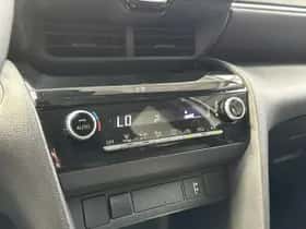 Toyota Yaris Cross (2023) thumbnail 3