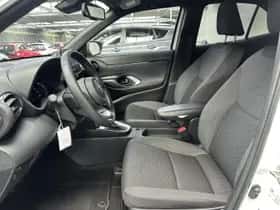 Toyota Yaris Cross (2023) thumbnail 6