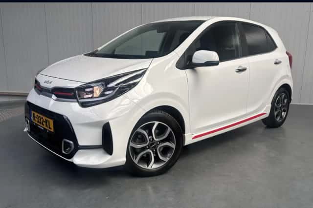 Kia Picanto (2022) thumbnail 1