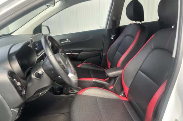 Kia Picanto (2022) thumbnail 4