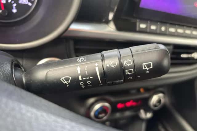 Kia Picanto (2022) thumbnail 9