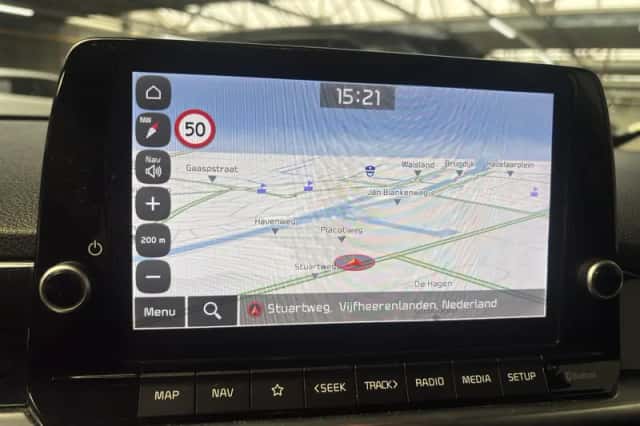 Kia Picanto (2022) thumbnail 18