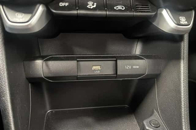 Kia Picanto (2022) thumbnail 20