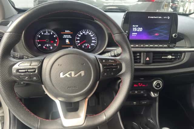 Kia Picanto (2022) thumbnail 4