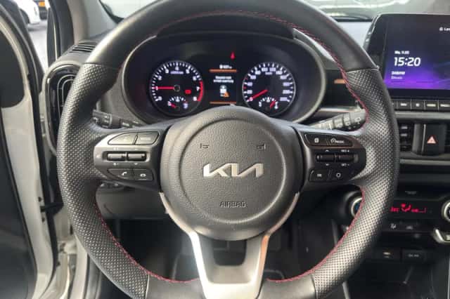 Kia Picanto (2022) thumbnail 9
