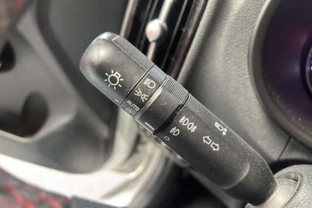 Kia Picanto (2022) thumbnail 10