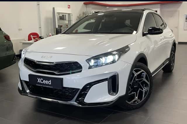 Kia XCeed (2024) thumbnail 1