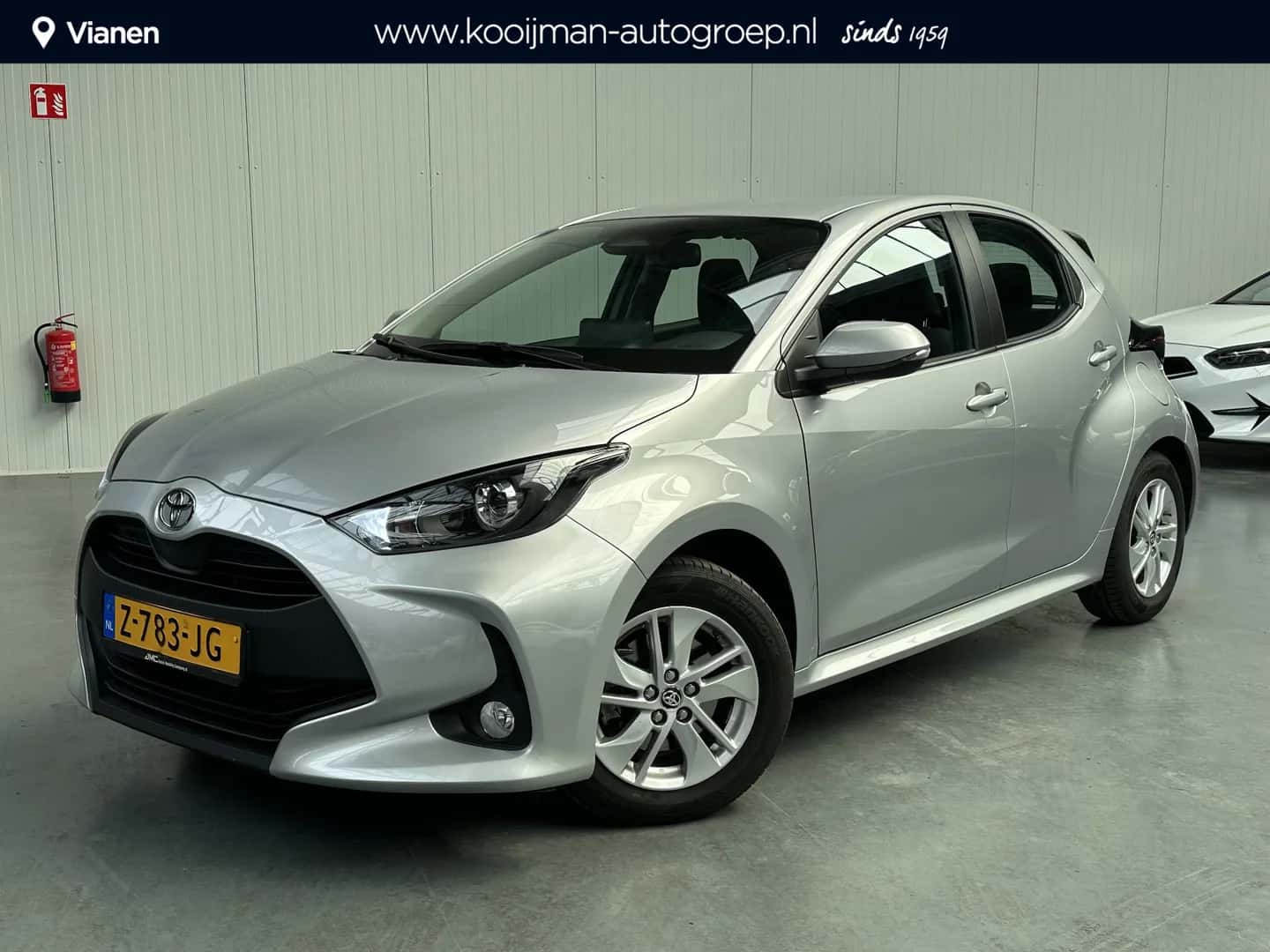 Toyota Yaris (2024) — foto 1
