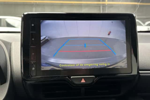 Toyota Yaris (2024) thumbnail 11