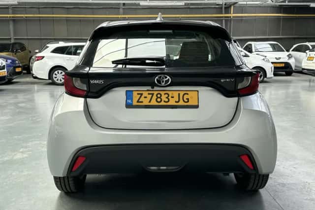 Toyota Yaris (2024) thumbnail 18