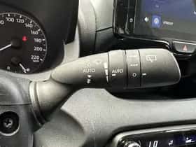 Toyota Yaris (2024) thumbnail 4