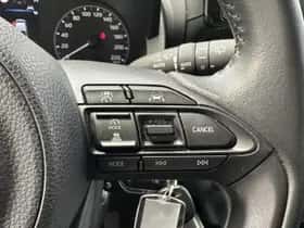 Toyota Yaris (2024) thumbnail 8