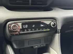 Toyota Yaris (2024) thumbnail 10