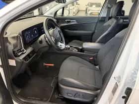 Kia Sportage (2022) thumbnail 9
