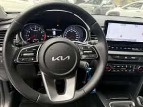 Kia Ceed Sportswagon (2023) thumbnail 10