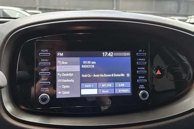 Toyota Aygo (2022) thumbnail 13
