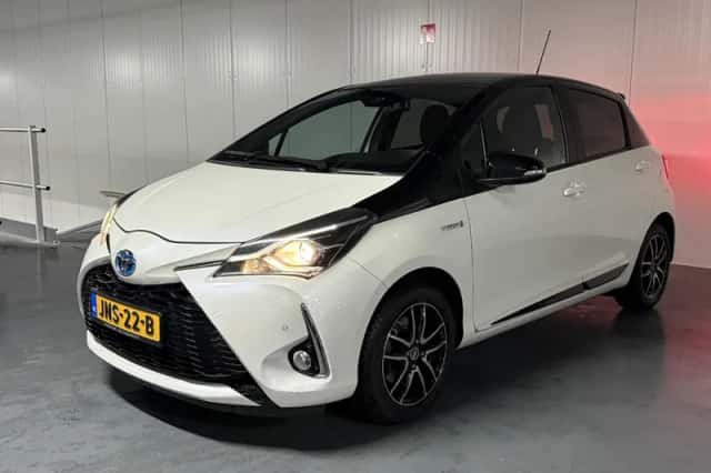 Toyota Yaris (2017) thumbnail 24