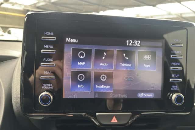 Toyota Yaris (2022) thumbnail 17